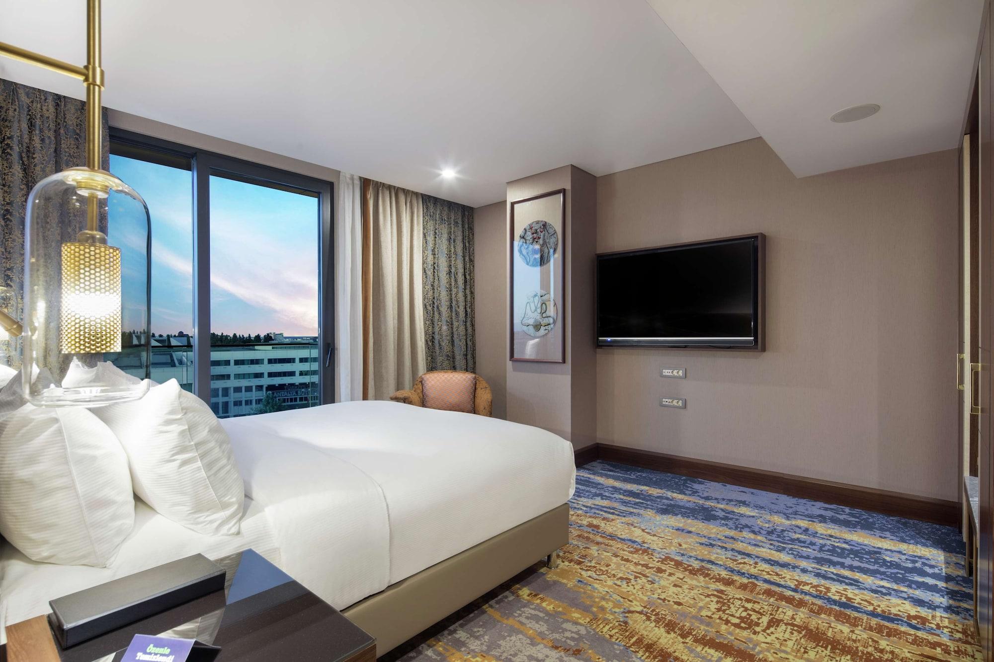 Otel Doubletree By Hilton Centre 5*