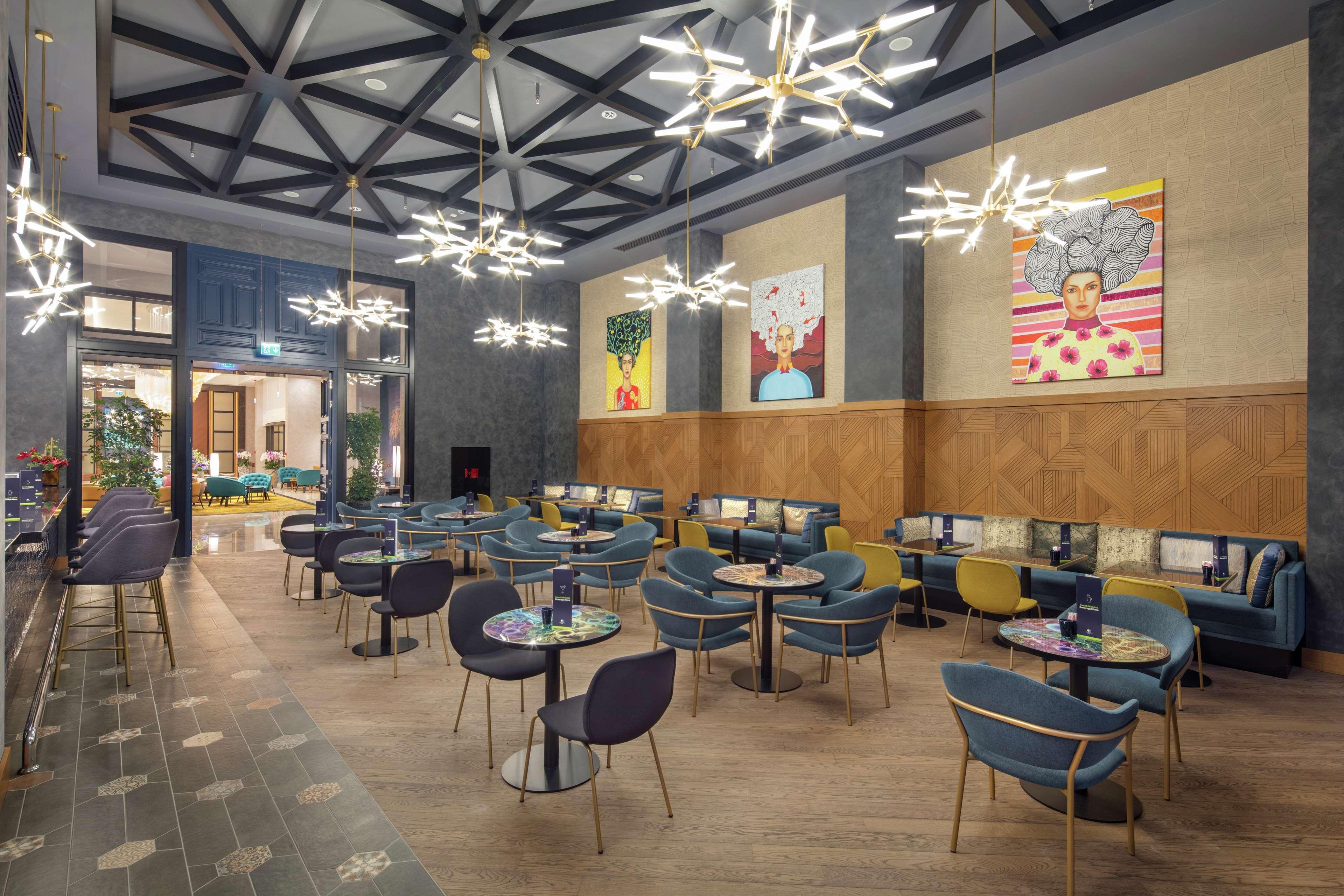 Doubletree By Hilton Centre Otel 5*