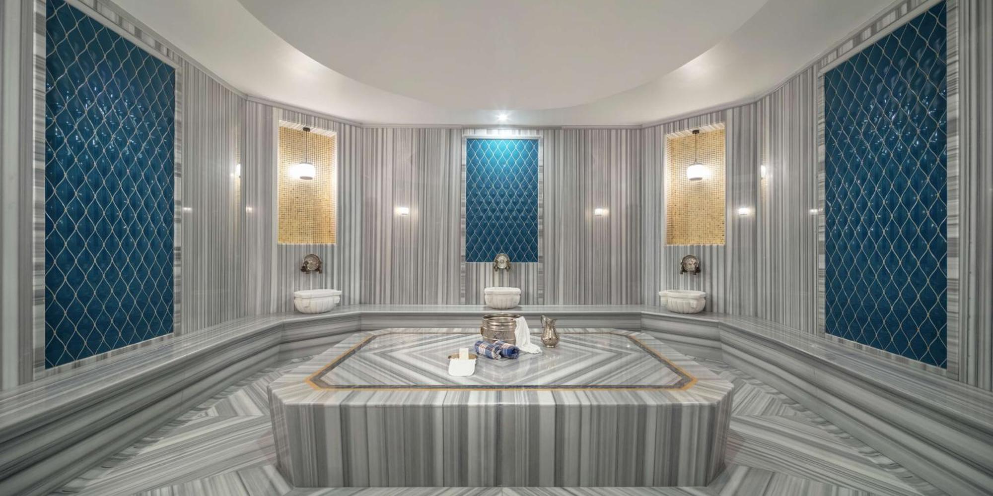 Doubletree By Hilton Centre Otel 5*