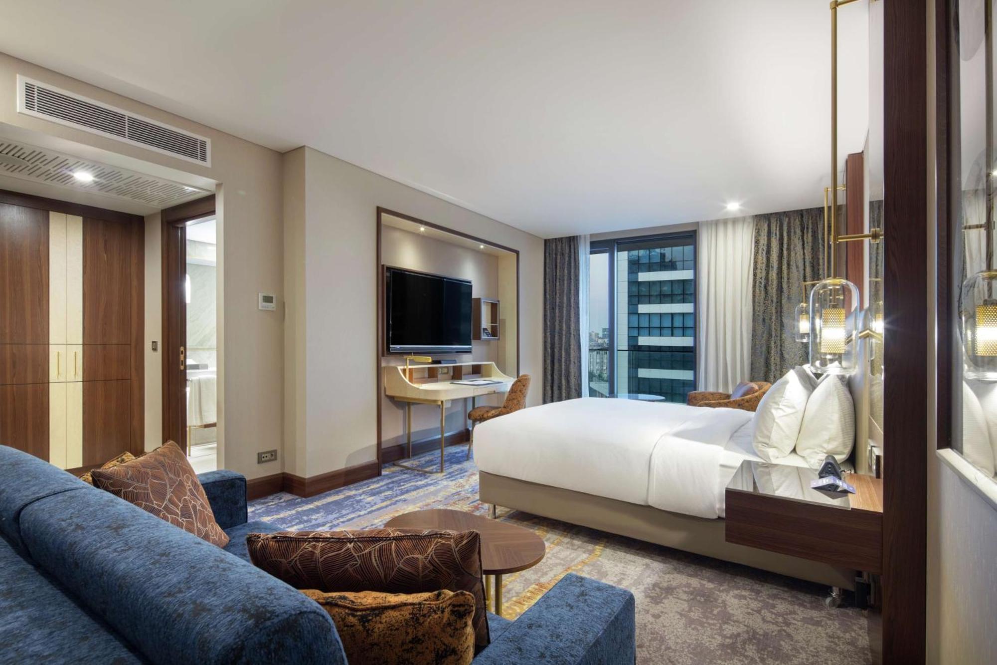 Otel Doubletree By Hilton Centre 5*